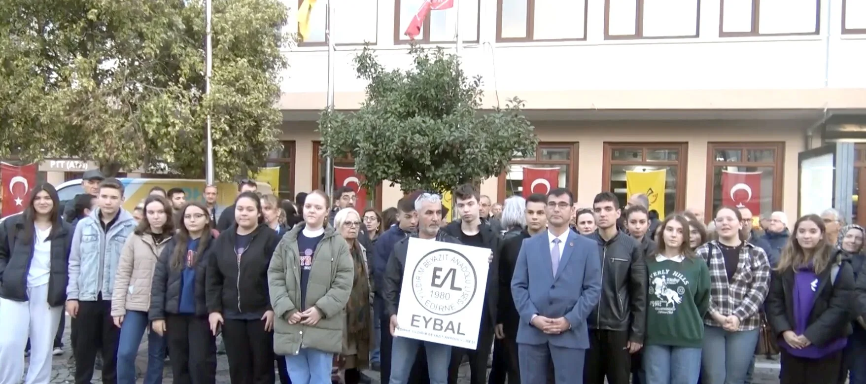 EYBAL veli ve öğrencilerinin tepkisi sürüyor