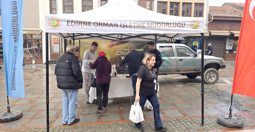 Yeşil Vatan için ıhlamur fidanı dağıtıldı