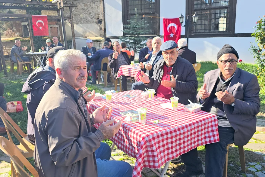 Gulseni Dergahi Ikram 2 - Edirne’de şehitlere vefa