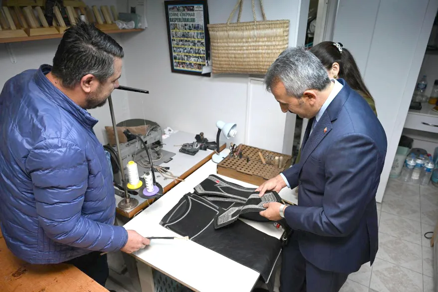 Edirne’de kıspet ustalığı el emeğiyle sürüyor