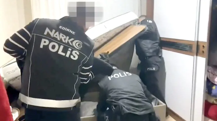 Narkotik Operasyon 2 - Narkotik’ten şafak operasyonu