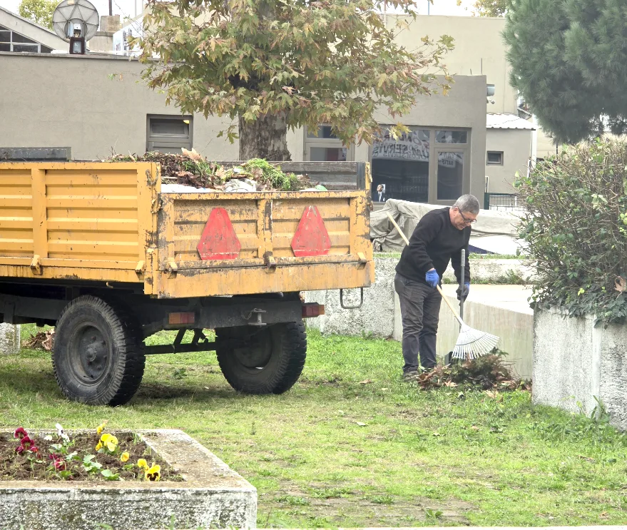 Sanayi Sitesi Bust 1 - Sanayi sitesinden Atatürk’e saygı