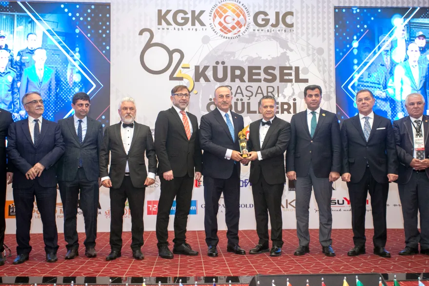 KGK “Küresel Başarı Ödülleri” görkemli törenle sahiplerine takdim edildi