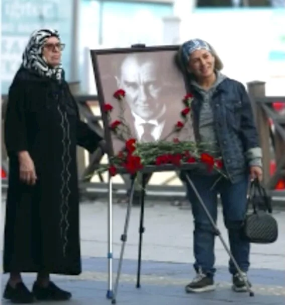 Ataturk sevgisi 4 - Tekirdağ’da Atatürk’ün anısına yapılan sosyal deney duygulandırdı
