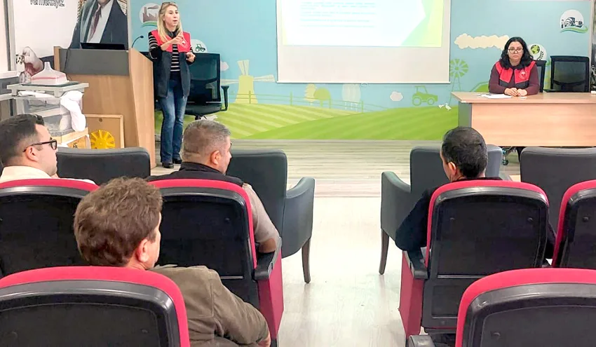Kırklareli’nde çiftçilere bitki koruma ürünleri uygulamaları eğitimi verildi