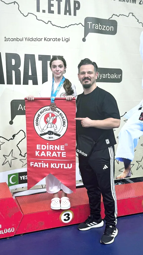 Edirneli karateciler 2 - Edirneli karateciler gururlandırdı