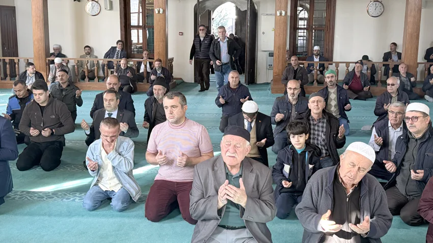 Tekirdağ’ın kurtuluşunun 103. yıl dönümü ve şehitler için mevlit programı düzenlendi