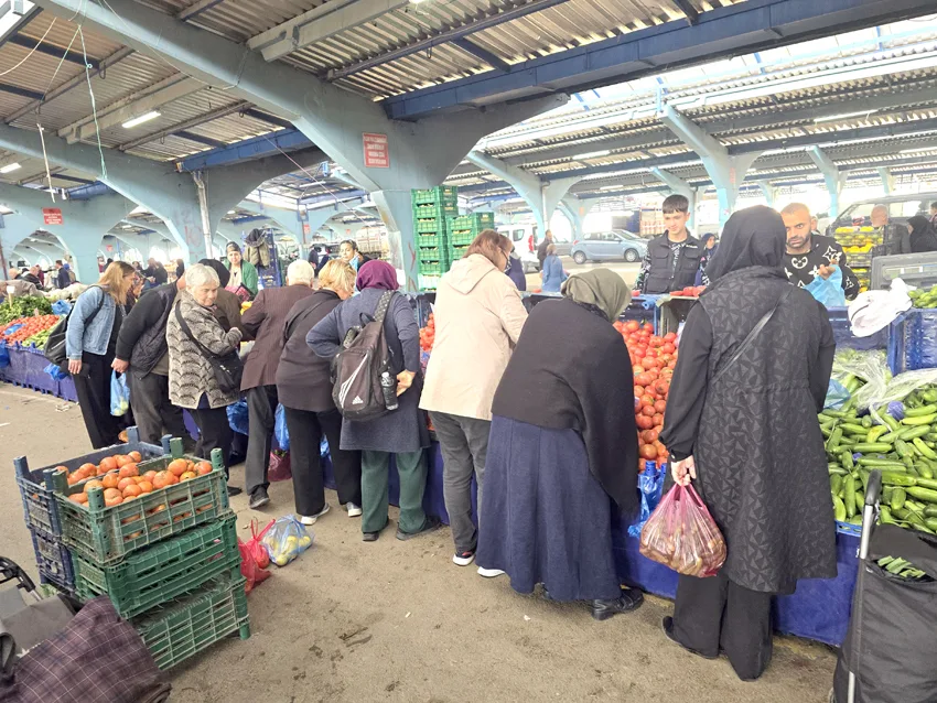 Pazartesi pazari - Edirne’de pazar tezgahlarında kış bereketi