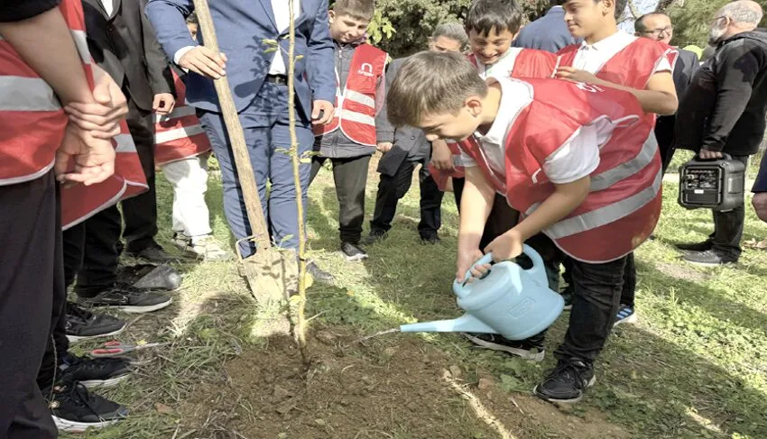 Tekirdağ’da Türkiye ve Gazze’deki şehitler adına fidan dikildi