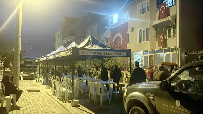 Taziye cadiri - Kırklareli’nde şehit Berkay Karaca’nın ailesi taziyeleri kabul etti