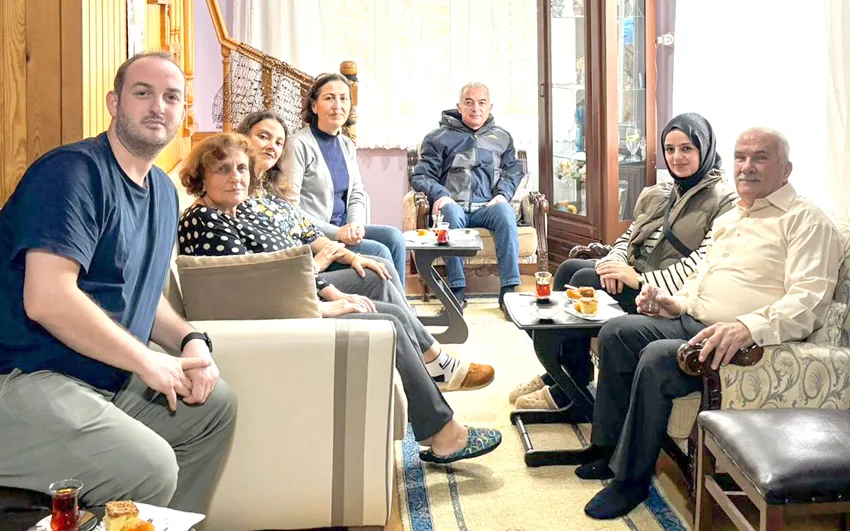 Kırklareli Valisi Turan, emekli öğretmenleri ziyaret etti
