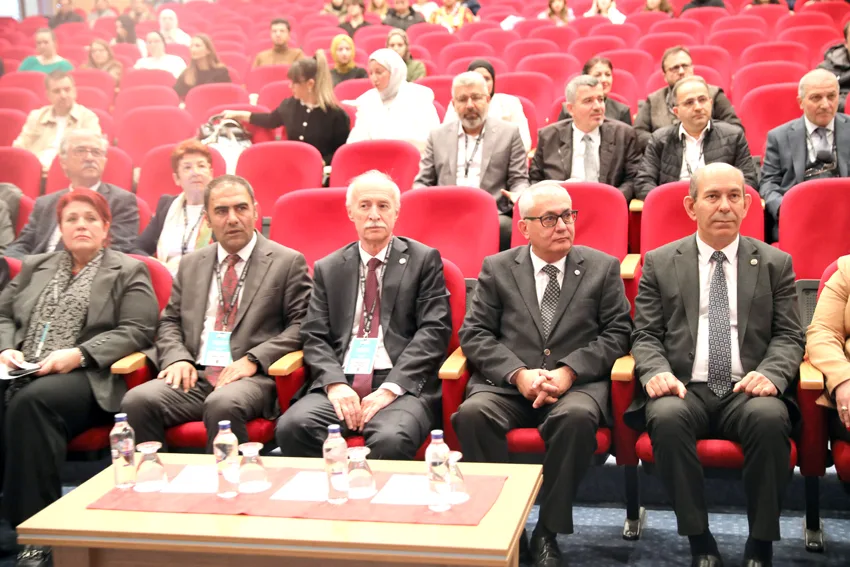 Edirne’de edebiyatçı Zorlutuna düzenlenen sempozyumda anıldı