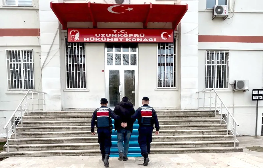 Edirne’den çaldığı araçla İstanbul’a kaçan şüpheli tutuklandı
