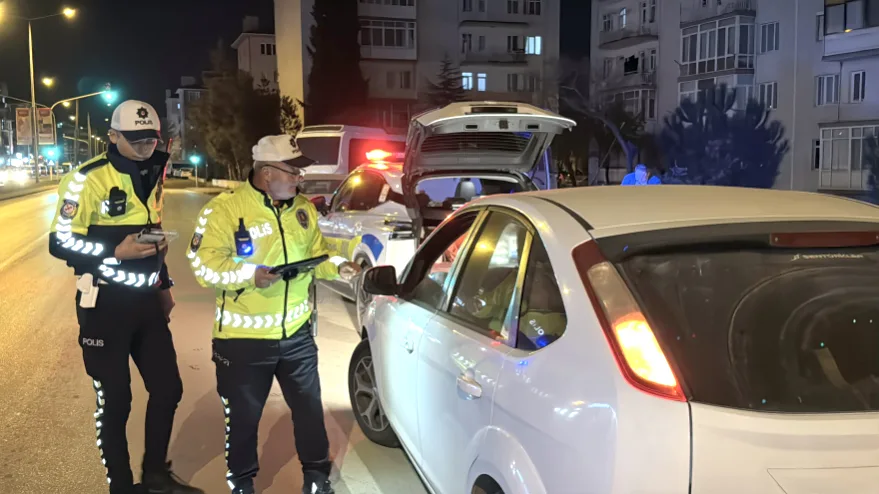 Edirne’de trafiği tehlikeye düşüren araçlara ceza kesildi
