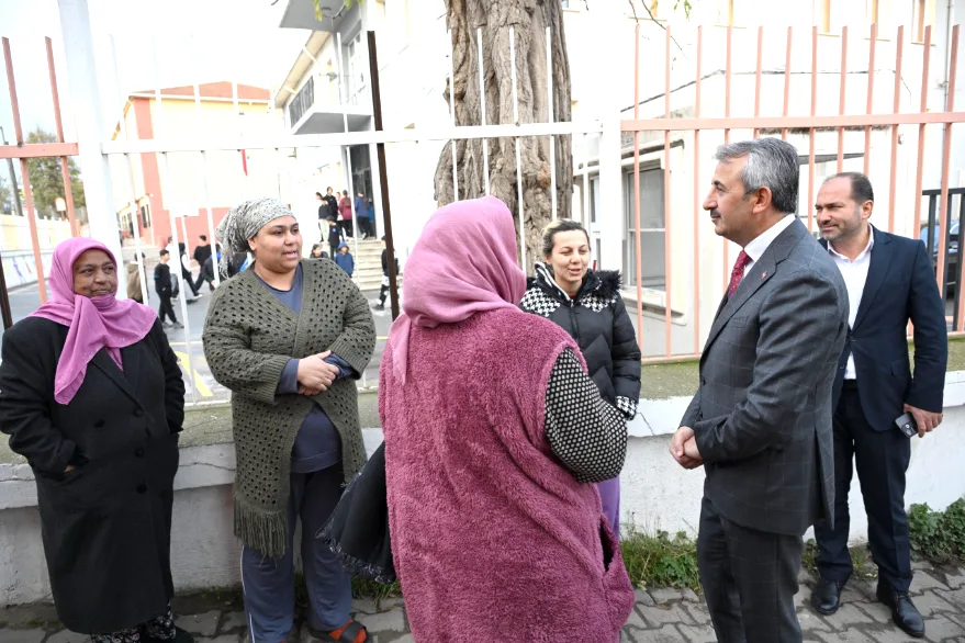 AA 20251208 39922899 39922898 EDIRNE VALISI SEZERDEN OKUL ZIYARETI - Edirne Valisi Sezer’den okul ziyareti