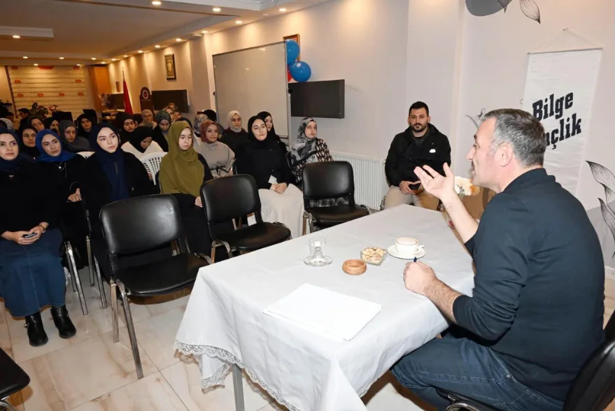 Tekirdağ Emniyet Müdürü Turanlı öğrencilerle bir araya geldi