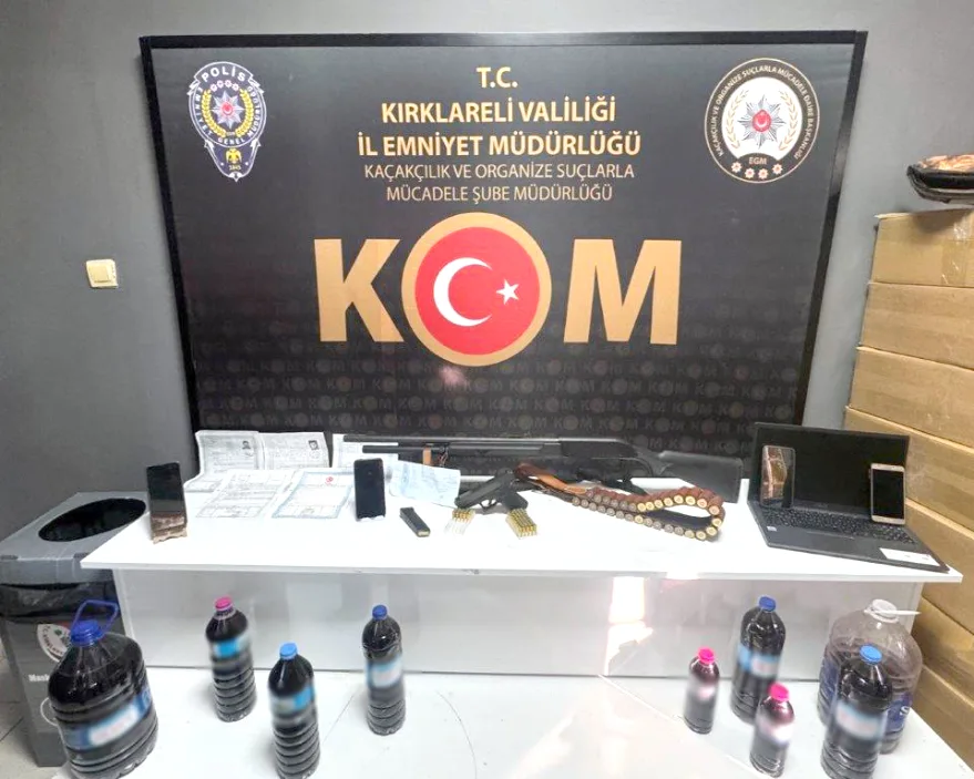 AA 20251211 39955069 39955068 KIRKLARELI MERKEZLI SUC ORGUTU OPERASYONUNDA 8 SUPHELI YAKALANDI - Kırklareli merkezli suç örgütü operasyonunda 8 şüpheli yakalandı