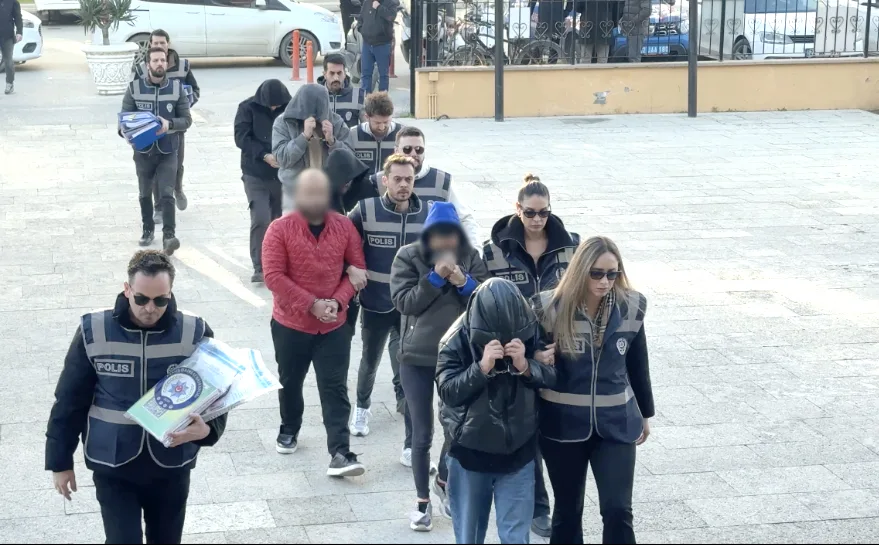 Edirne’de masaj salonlarına yönelik fuhuş operasyonunda 5 tutuklama