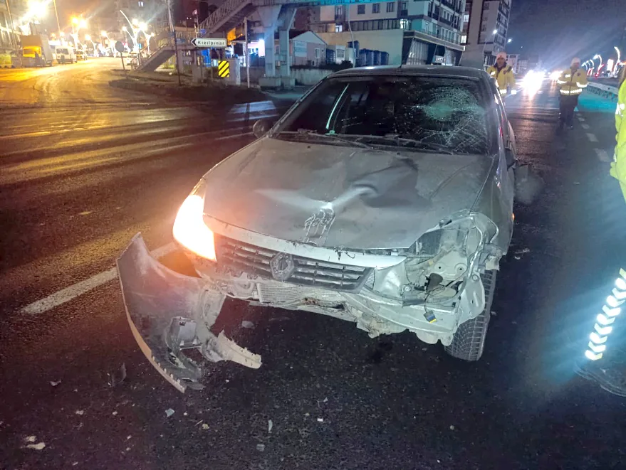 Tekirdağ’da otomobille motosikletin çarpıştığı kazada 2 kişi yaralandı
