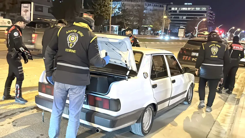 Bakan Yerlikaya: Yılbaşında tüm birimler görev başında