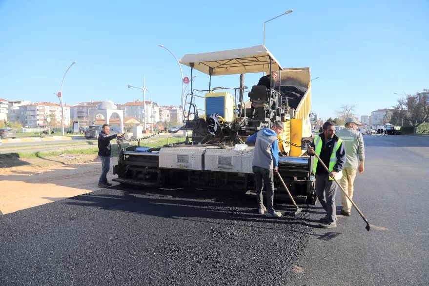 Belediye Asfalt 3 - Özgür’e ‘özel’ asfalt