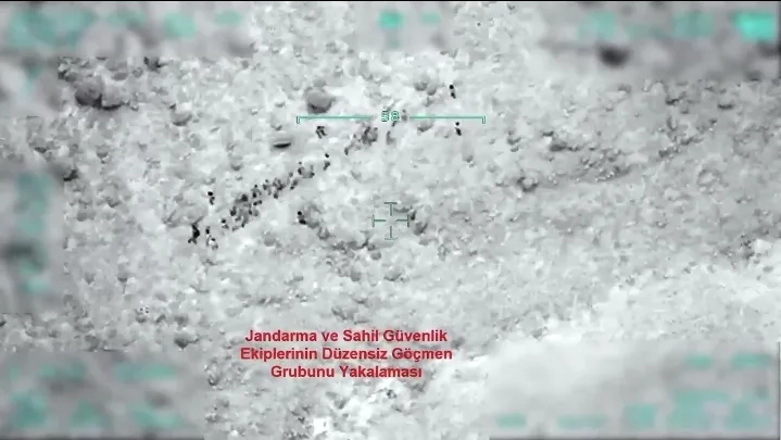 Edirne’nin de olduğu 14 ilde göçmen kaçaklığı operasyonu