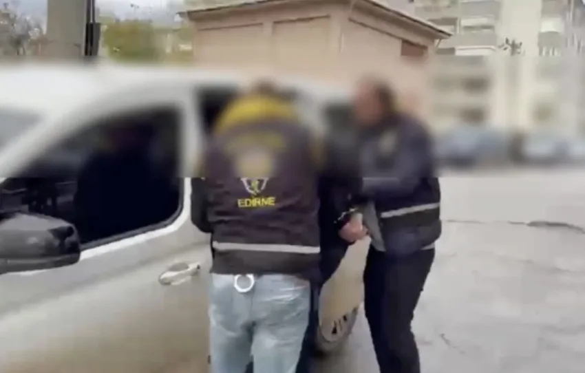 Polisin operasyonu sırasında intihar girişiminde bulunan firari yakalandı