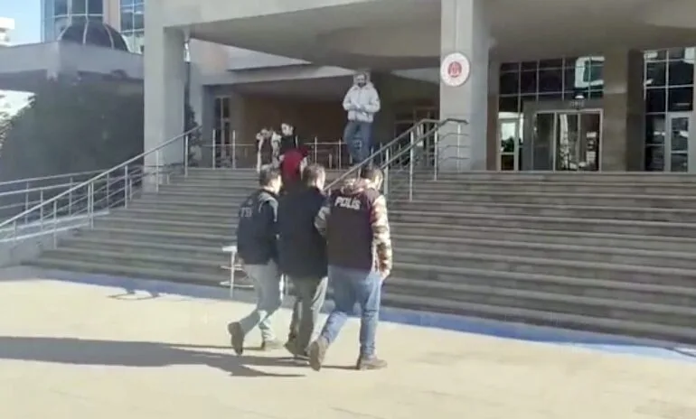 Edirne polisi 9 yıldır aranan FETÖ firarisini İstanbul’da yakaladı