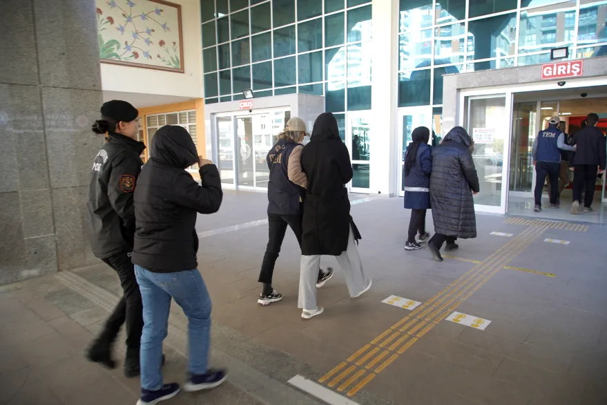 FETÖ’nün “güncel öğrenci yapılanması” operasyonunda adliyeye sevkler sürüyor