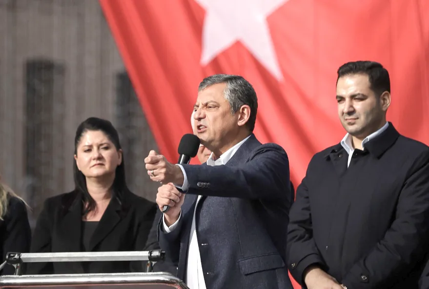 CHP İl Başkanı Balkanlı, AK Partililerin hedefi olan 115 kilometre yol tartışmasında suçluyu ilan etti: ‘Özgür Özel’
