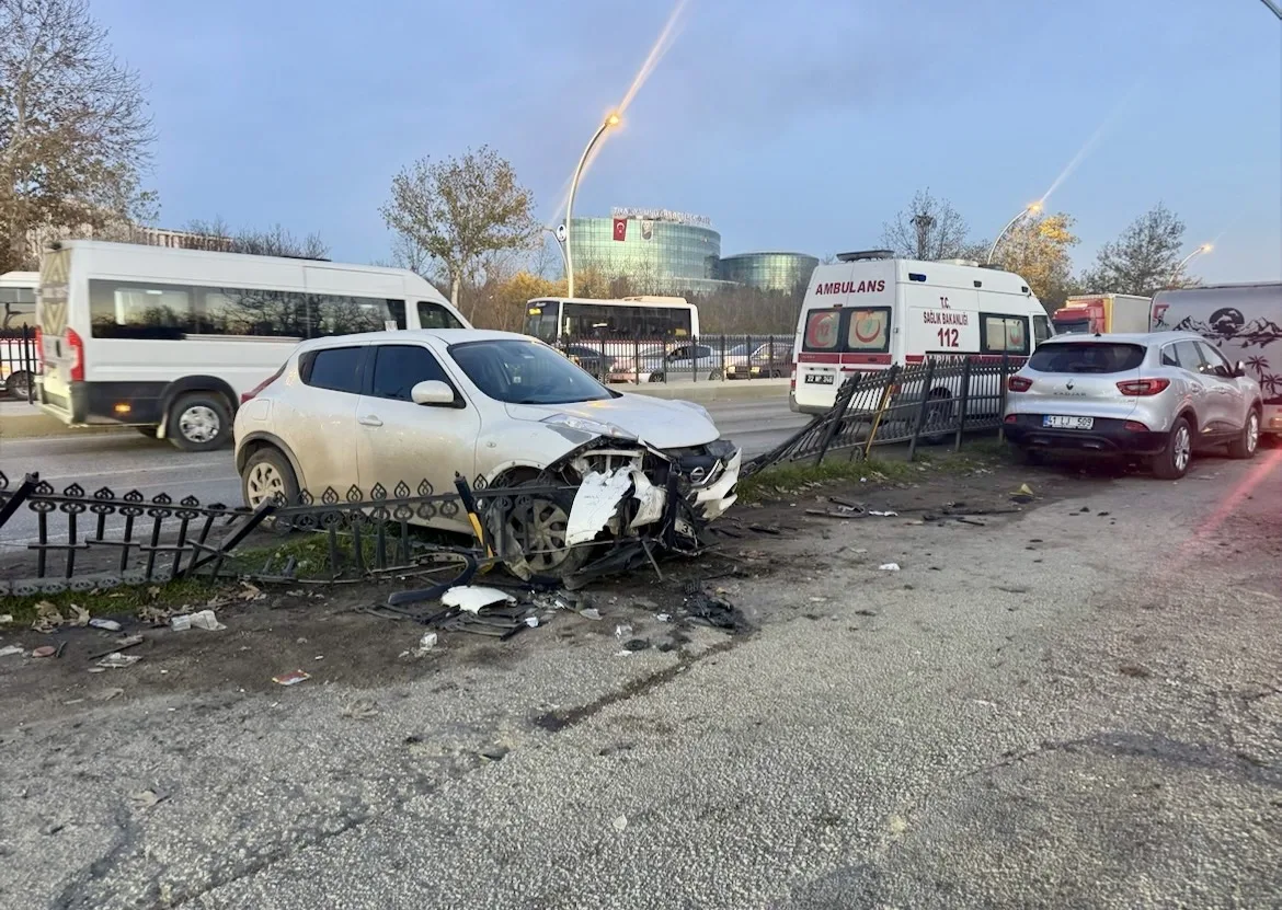 Edirne’de ambulans ile cipin çarpıştığı kazada 1 kişi yaralandı