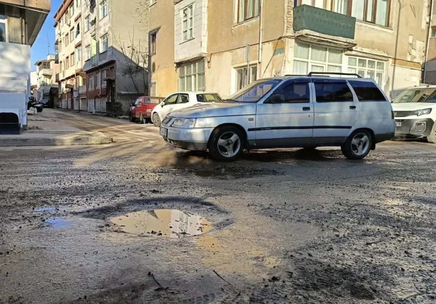 IMG 0724 e1766264536902 - Aksal’dan Özel’e tepki: “Edirne’de 15 km bile yol yapılmadı”