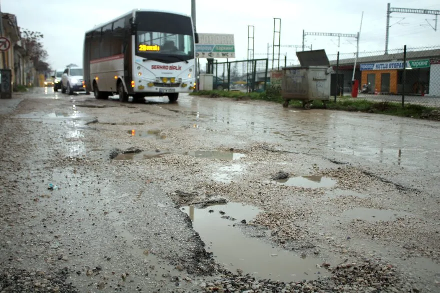 Edirne’nin göbeğinde çamur ve çukur deryası