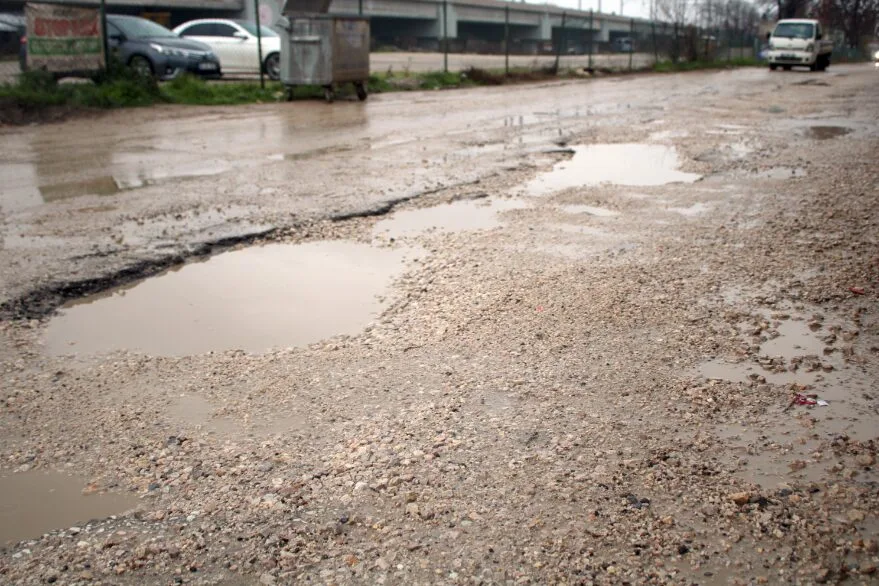 Maarif Caddesi Camur 5 - Edirne’nin göbeğinde çamur ve çukur deryası