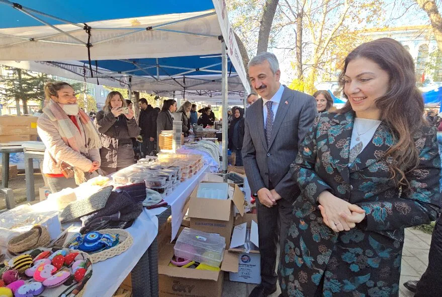 Edirne’de polis eşlerinden dayanışma kermesi