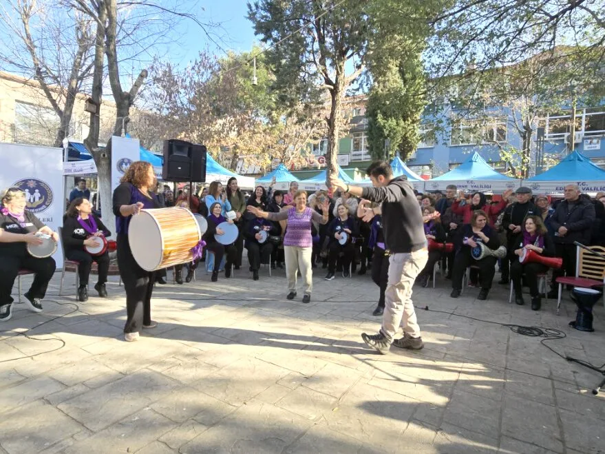 Polis Esleri Dernegi Kermes 6 - Edirne’de polis eşlerinden dayanışma kermesi
