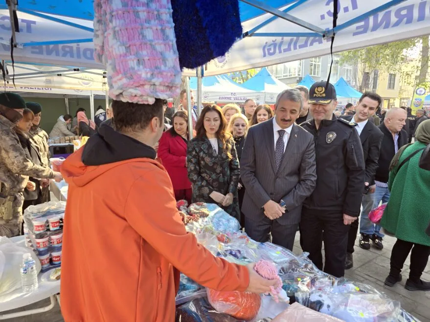 Polis Esleri Dernegi Kermes 7 - Edirne’de polis eşlerinden dayanışma kermesi