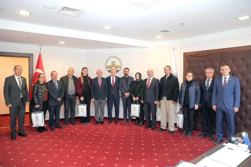 TÜ’den hayırseverlere teşekkür belgesi