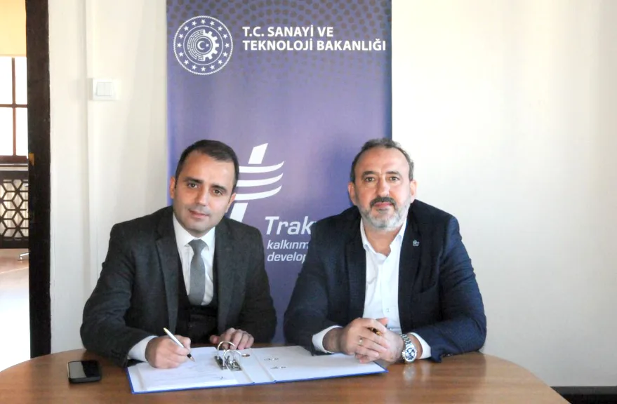 Proje Yönetimi Eğitimi için imzalar atıldı