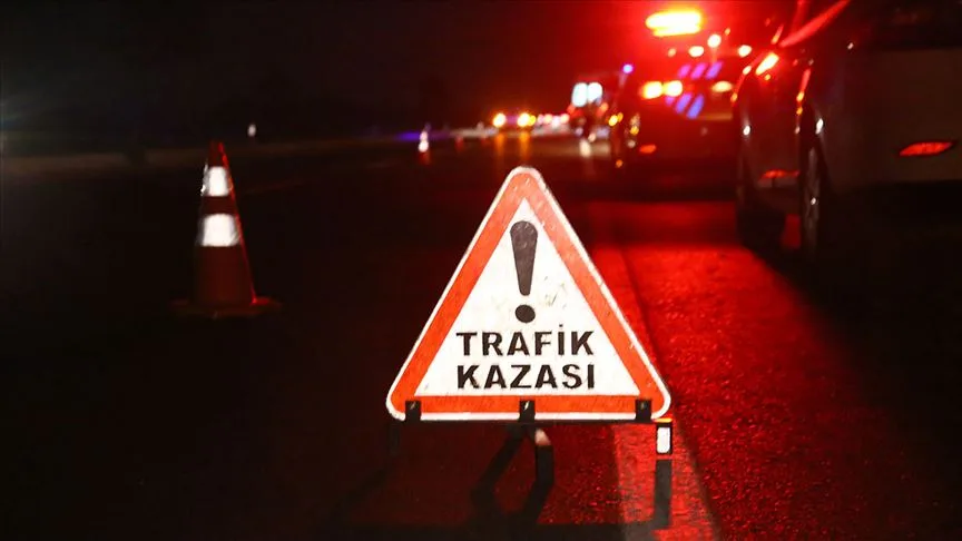 Tekirdağ’da motosikletlerin çarpıştığı kazada 3 kişi yaralandı