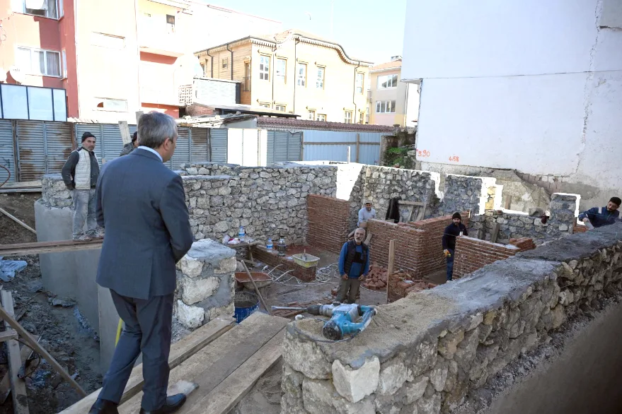 Vali Sezer Manyas Karakolu Inceleme 2 - Edirne’nin simgesel yapısı ayağa kaldırılıyor