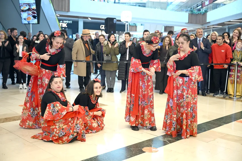 Edirne’de Engelliler Günü renkli etkinliklerle kutlandı