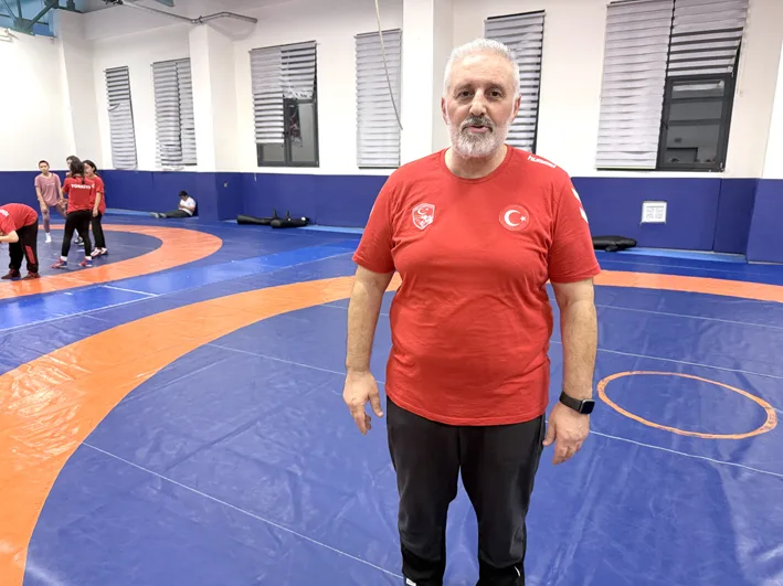 Fatih - Güreşçi ikizler şampiyonluklara birlikte uzanmak için çalışmalarını sürdürüyor