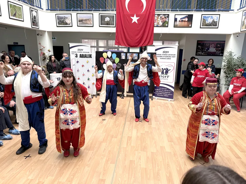 Tekirdağ’da özel öğrenciler dans gösterisi sundu