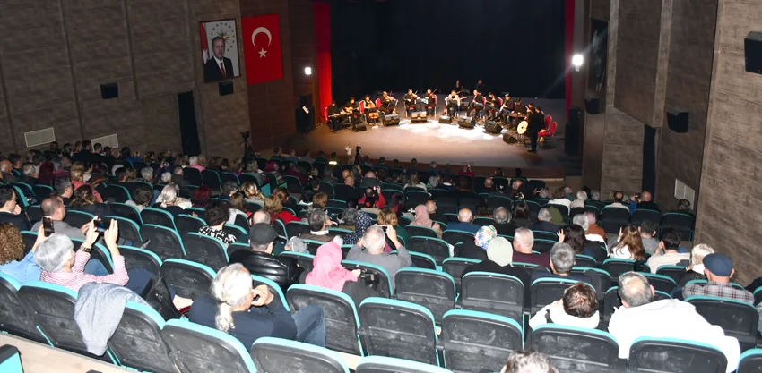 Tekirdağ’da “Gönülden Dile Türkülerimiz” konseri düzenlendi