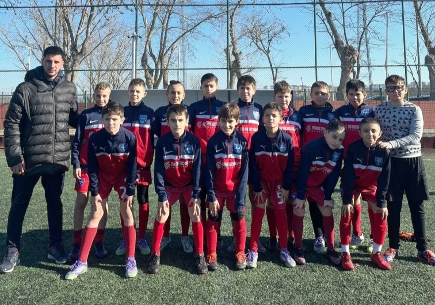 Edirne Birlik U-12 namağlup şampiyon