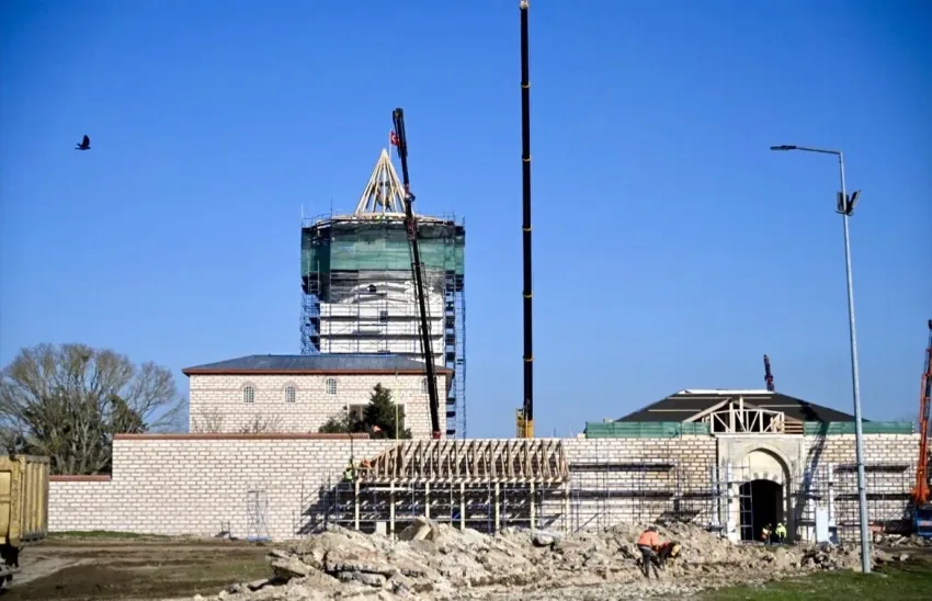 IMG 0859 e1769357440166 - Vali Sezer, Edirne Sarayı’nın ihya çalışmalarını inceledi