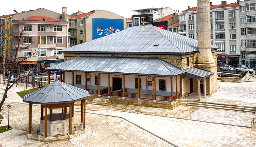 Muradiye Camii ibadete açılıyor