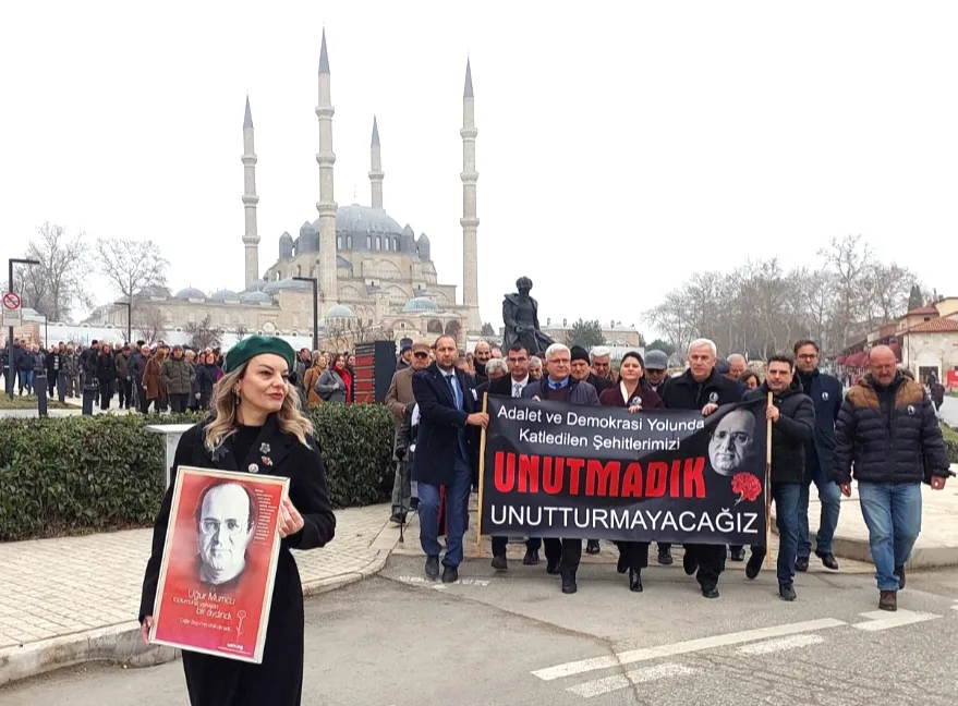 Usta kalem Uğur Mumcu anıldı