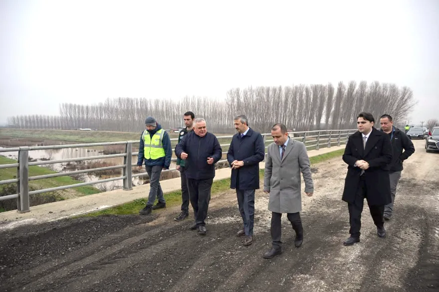 Vali Sezer, Bosna Köyü’nde incelemelerde bulundu